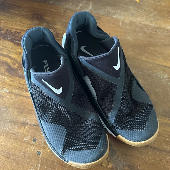 Nike Flyease‎ Black Slip On Hands free Athletic Shoes size 7 EUR 40